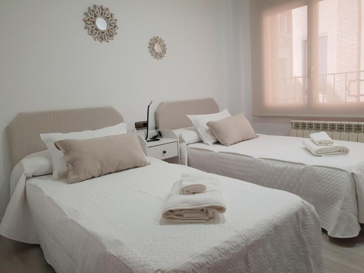 Portal De Valencia Apartment Теруел Екстериор снимка
